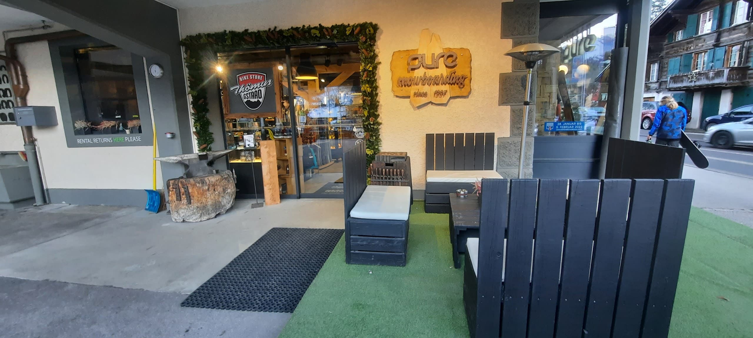 Pure Snowboard Shop
